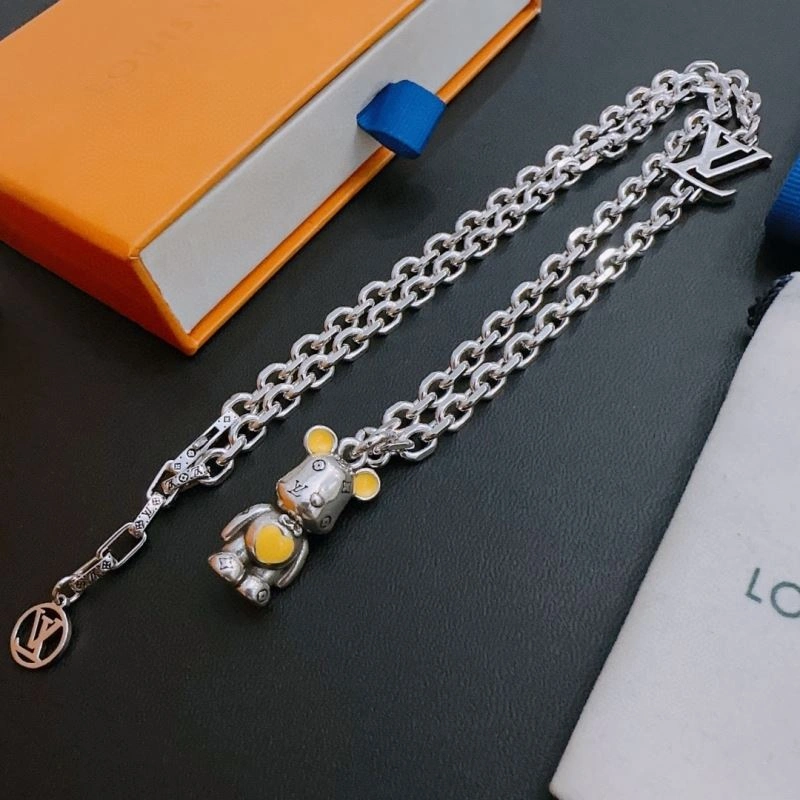 Louis Vuitton Necklaces Packable 251695