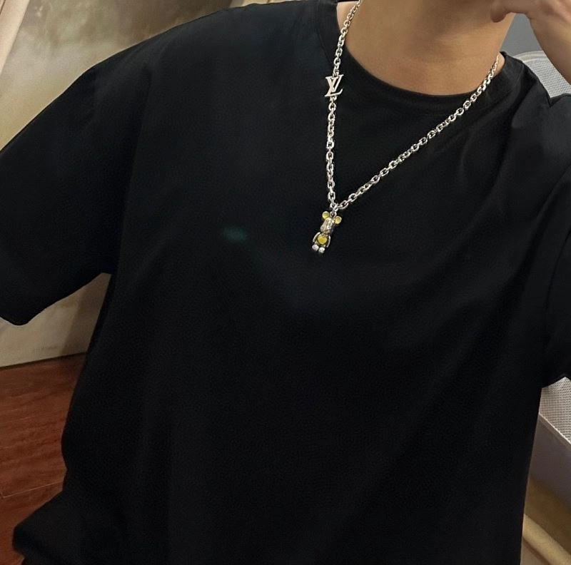 Louis Vuitton Necklaces Packable 251695