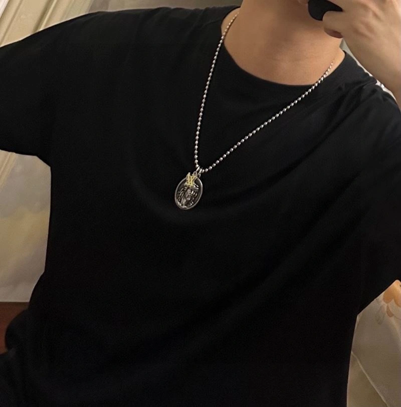 Supportive Louis Vuitton Necklaces 251701