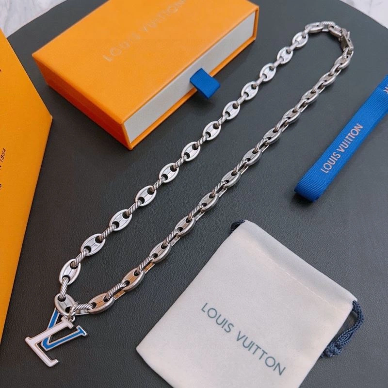 Louis Vuitton Necklaces Functional 251702