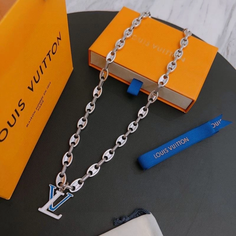 Louis Vuitton Necklaces Functional 251702