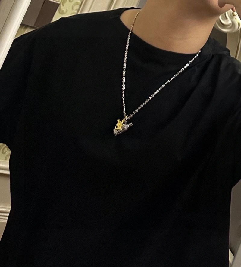 Louis Vuitton Necklaces Minimalist 251677