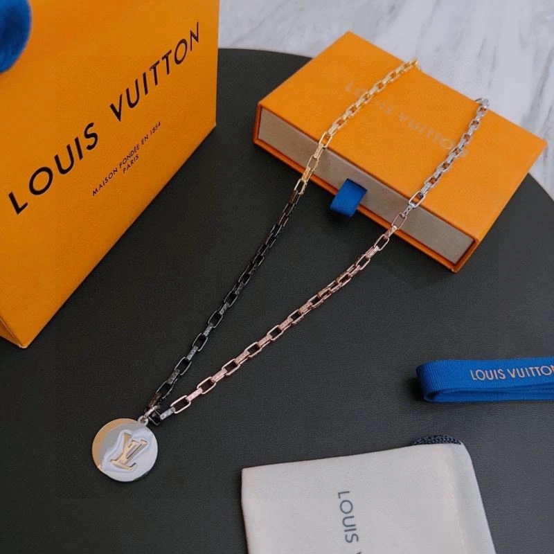 Louis Vuitton Necklaces Breathable 251676