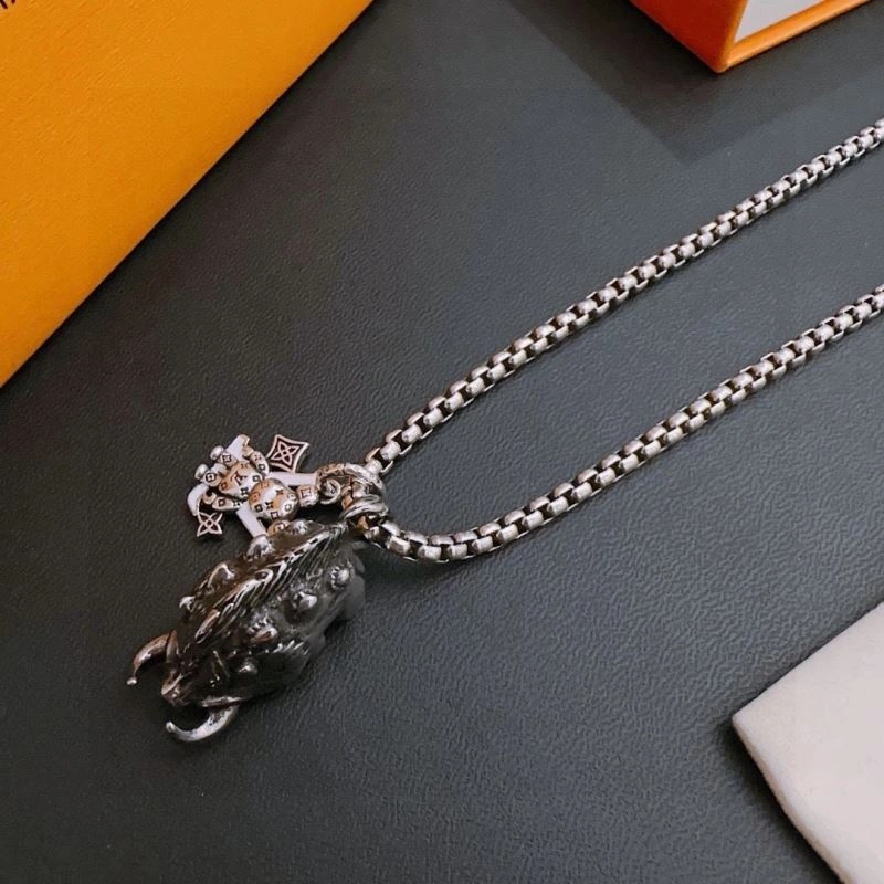 Chic Louis Vuitton Necklaces 251692