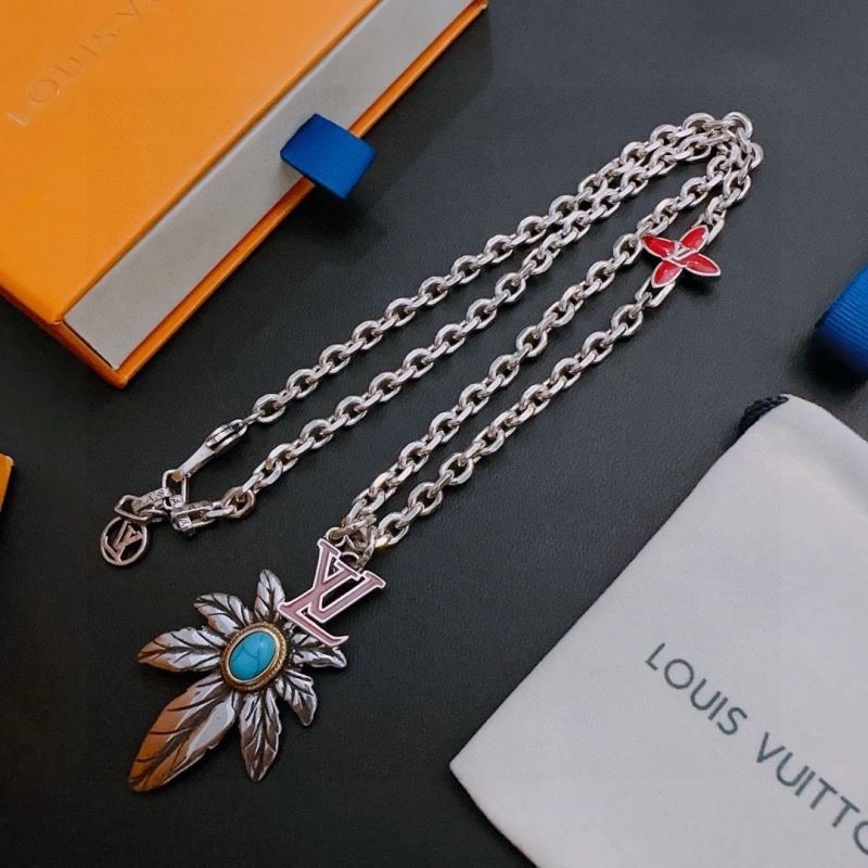 Louis Vuitton Necklaces Stylish 251675