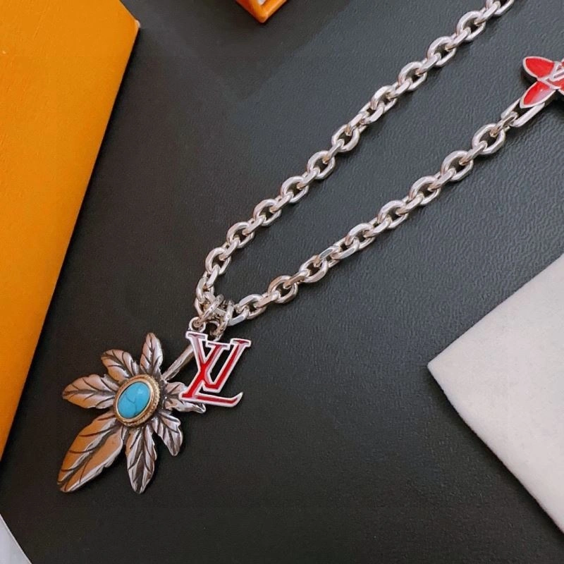 Louis Vuitton Necklaces Stylish 251675