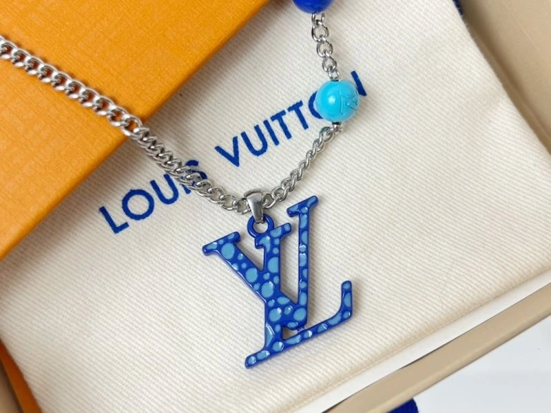 Louis Vuitton Necklaces Effortless 251673