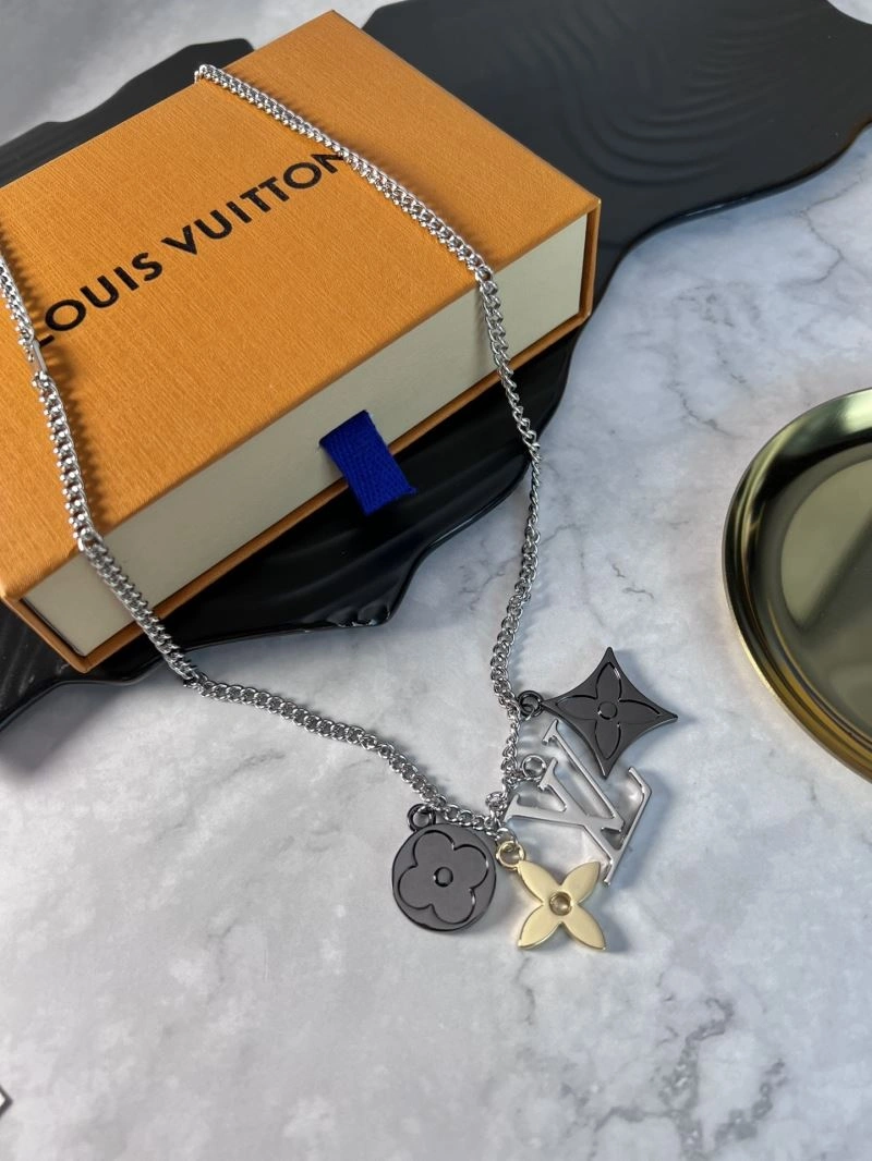 Louis Vuitton Necklaces Packable 251669