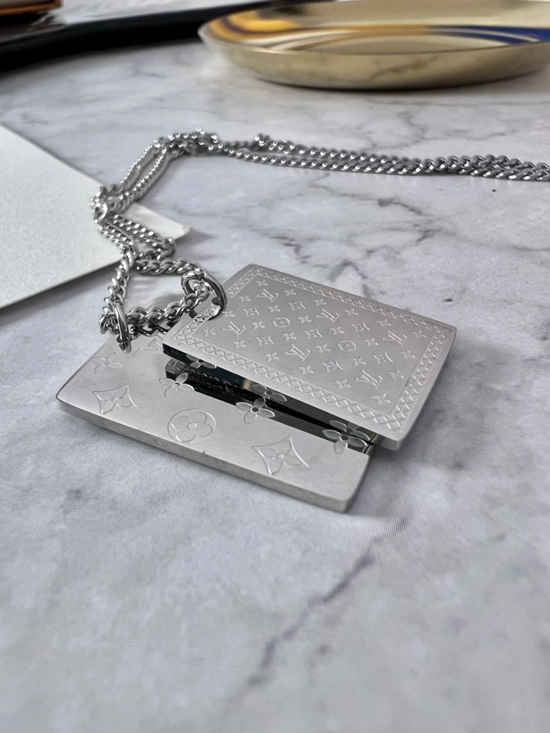 Stretchable Louis Vuitton Necklaces 251671