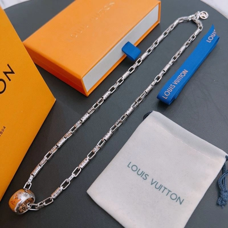 ZeroBulk Louis Vuitton Necklaces 251641