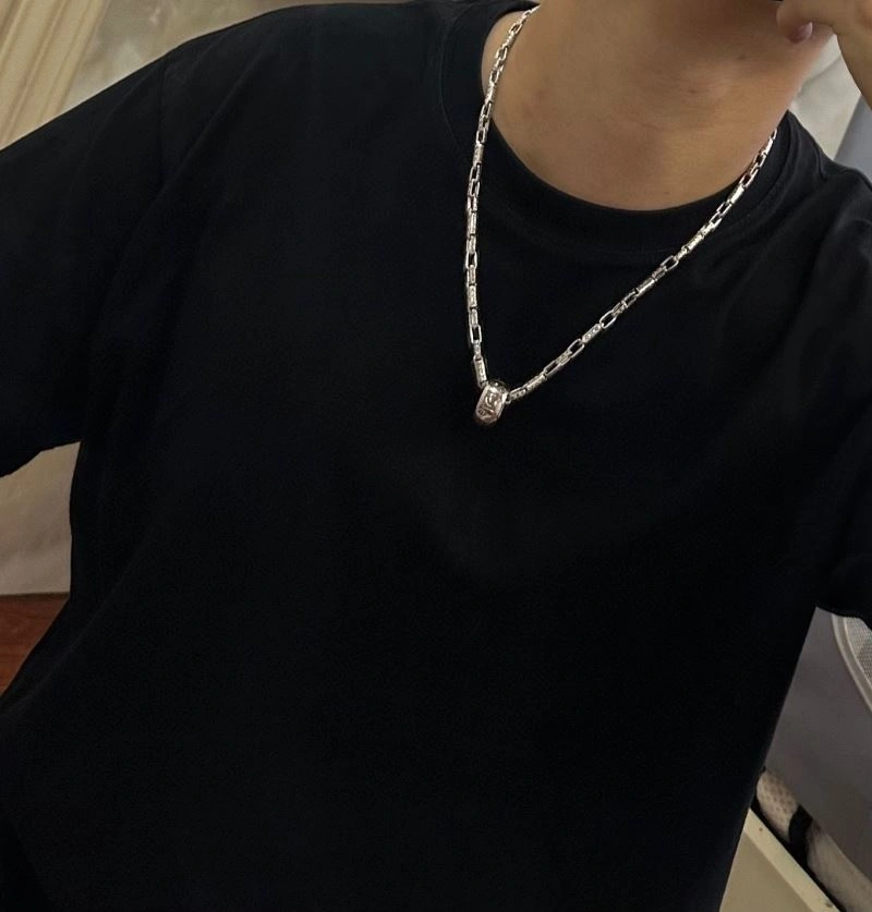 ZeroBulk Louis Vuitton Necklaces 251641