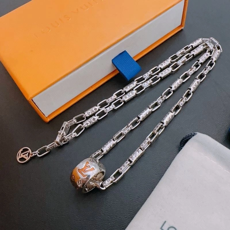 ZeroBulk Louis Vuitton Necklaces 251641