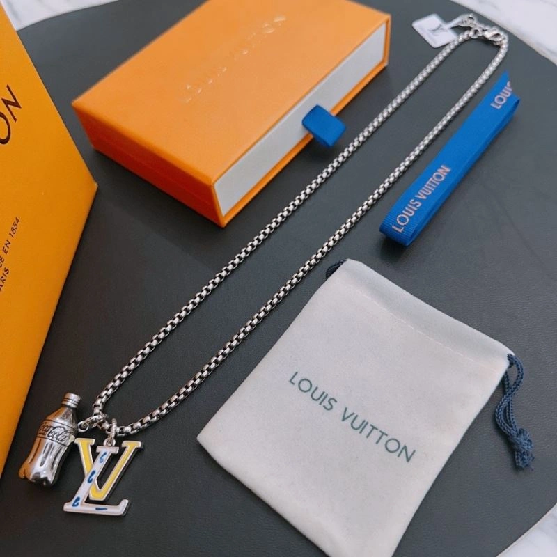 Louis Vuitton Necklaces GoAnywhere 251655