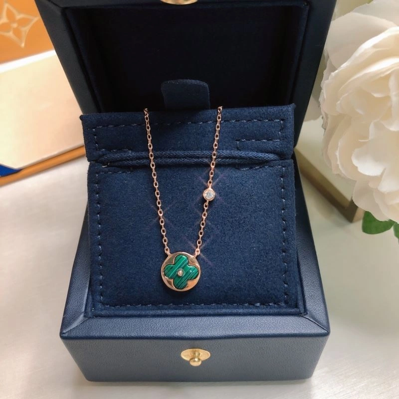 Durable Louis Vuitton Necklaces 251656