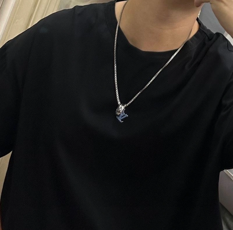 Louis Vuitton Necklaces TimelessDesign 251661