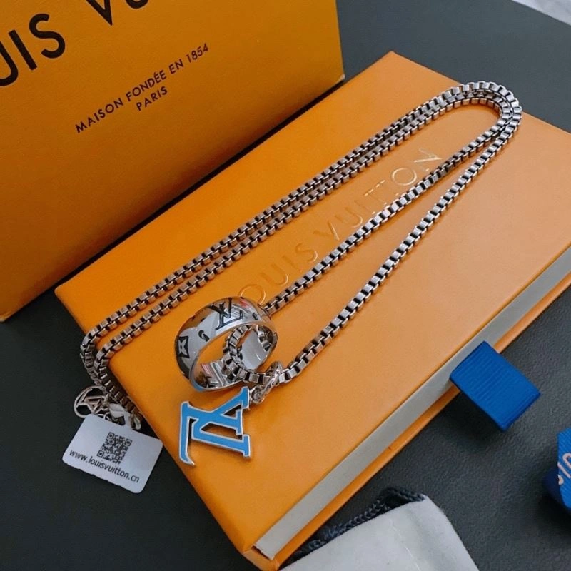 Louis Vuitton Necklaces TimelessDesign 251661