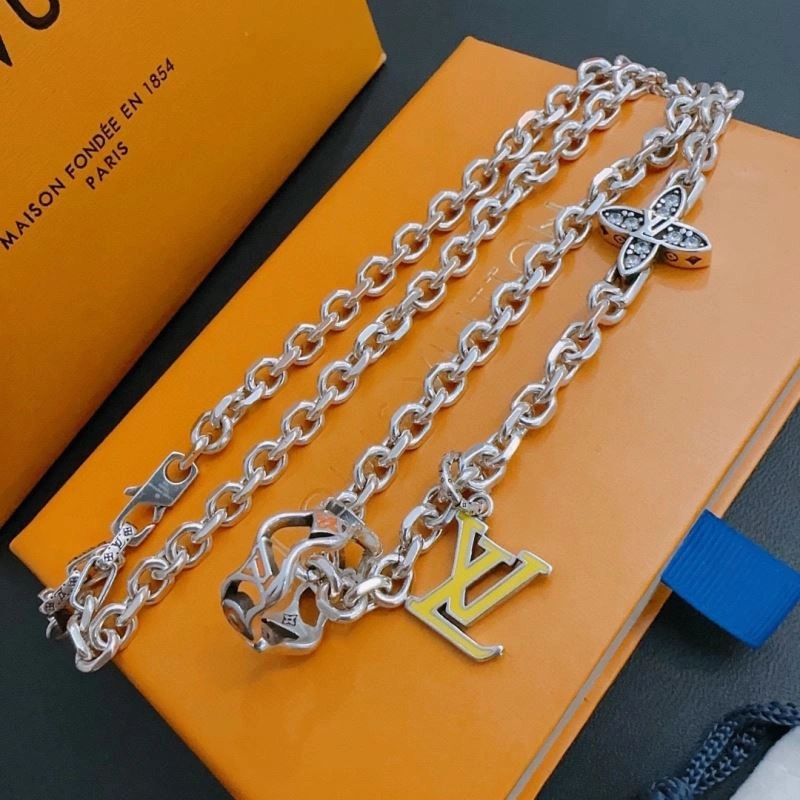Louis Vuitton Necklaces Trendsetting 251649
