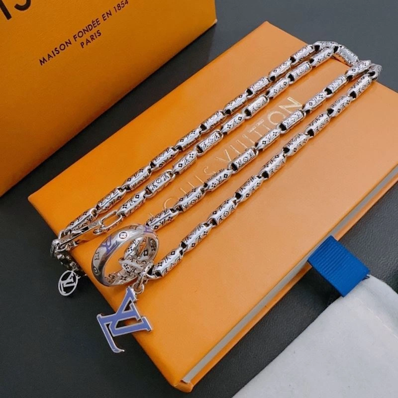 Louis Vuitton Necklaces Lightweight 251657