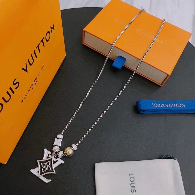 Louis Vuitton Necklaces Upgraded 251663