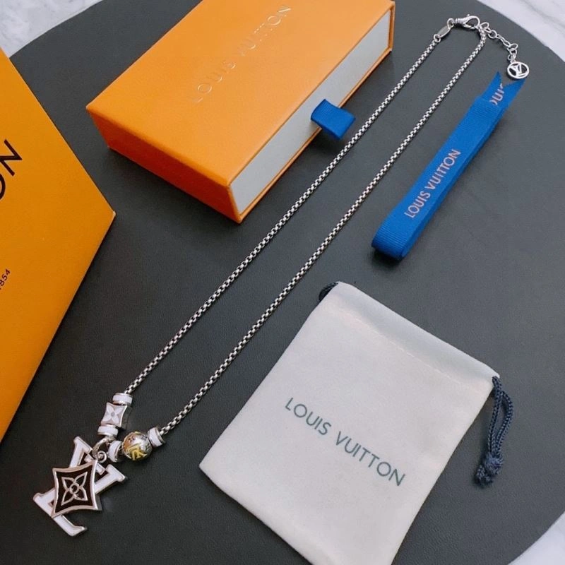 Louis Vuitton Necklaces Upgraded 251663
