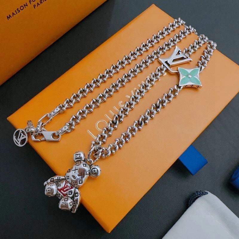 Louis Vuitton Necklaces Lightweight 251640