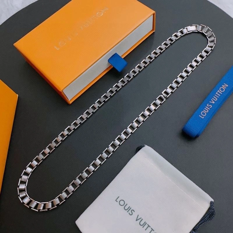 OdorResistant Louis Vuitton Necklaces 251648