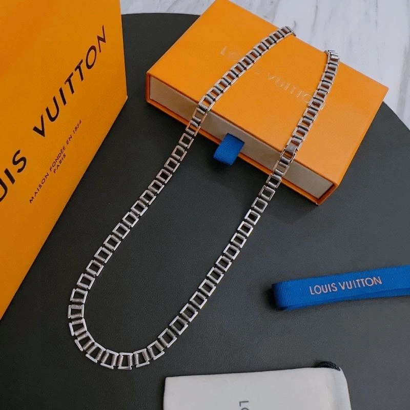 OdorResistant Louis Vuitton Necklaces 251648