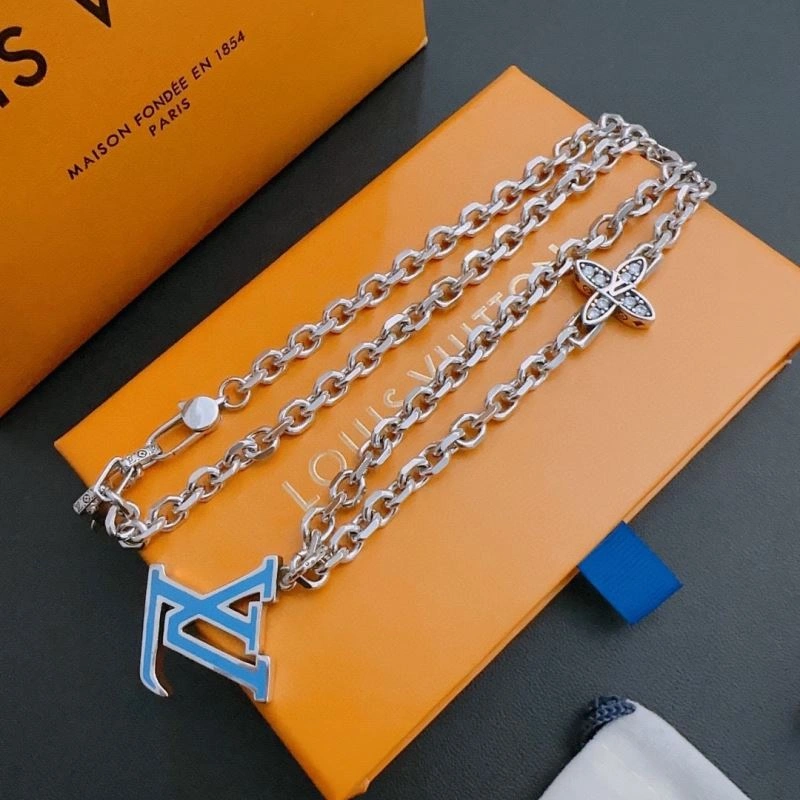 Lightweight Louis Vuitton Necklaces 251653