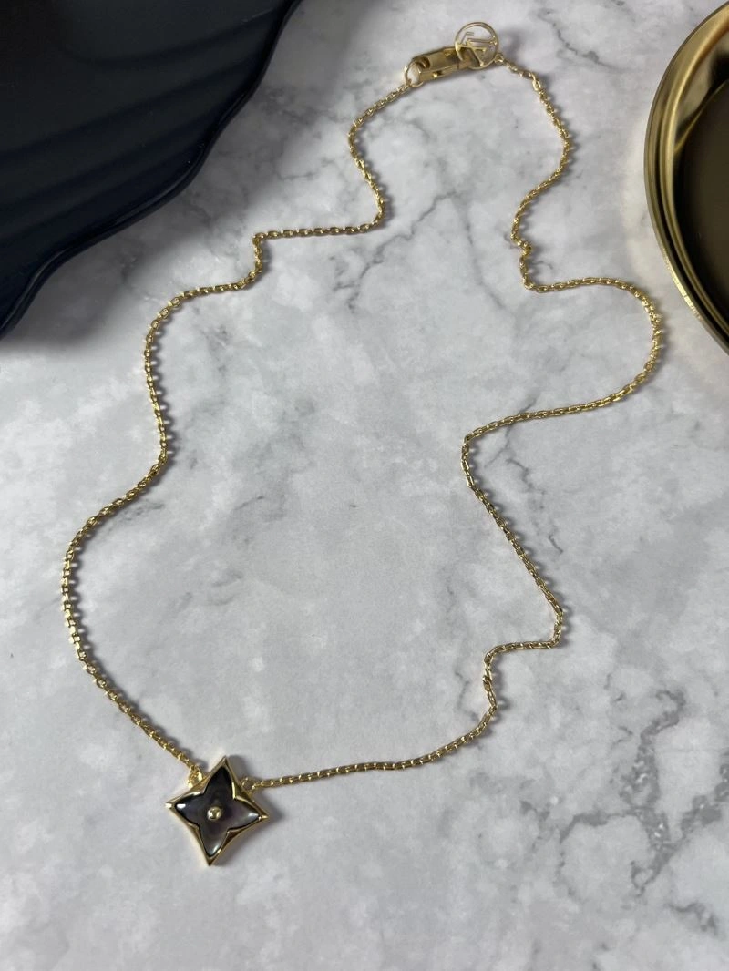 FlexibleFit Louis Vuitton Necklaces 251636