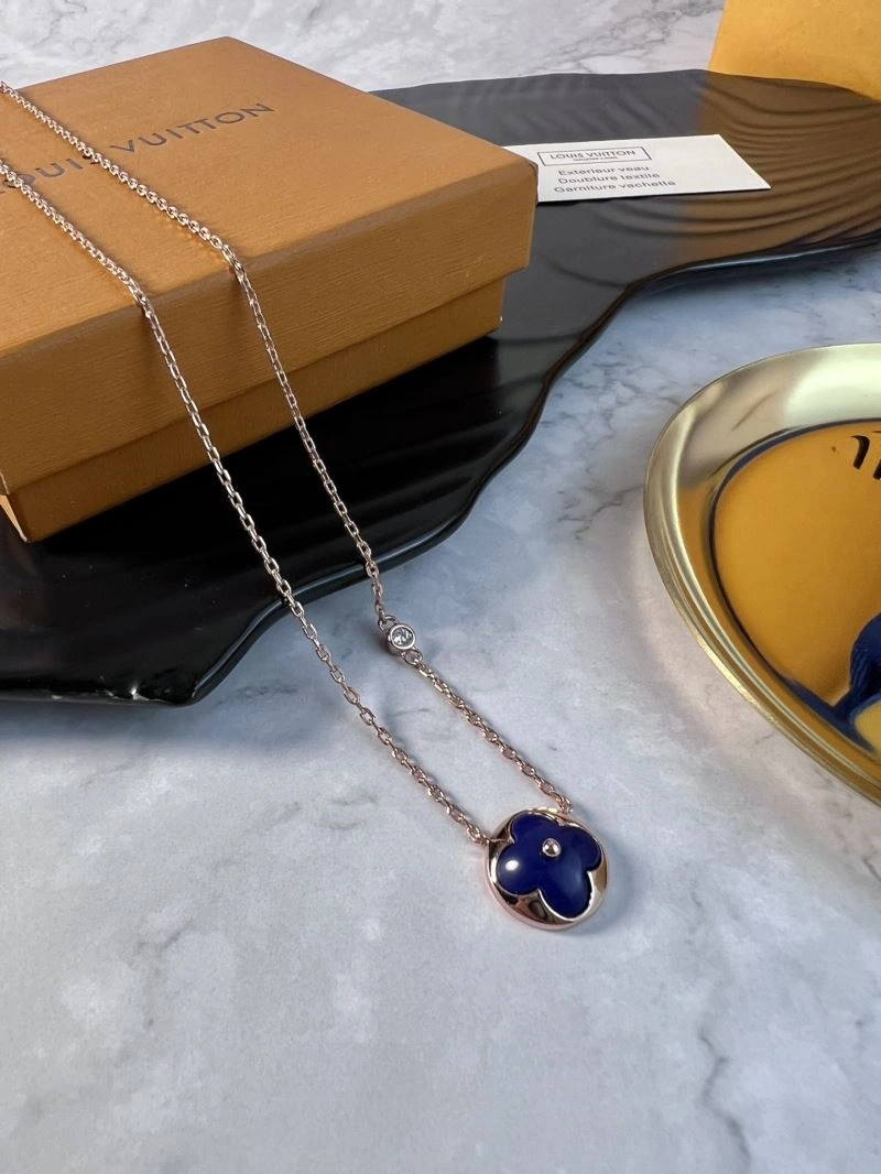 Attractive Louis Vuitton Necklaces 251634