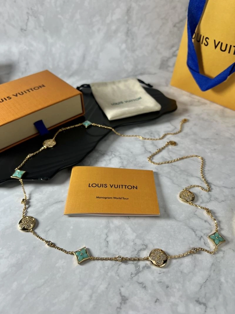 Louis Vuitton Necklaces Effortless 251520