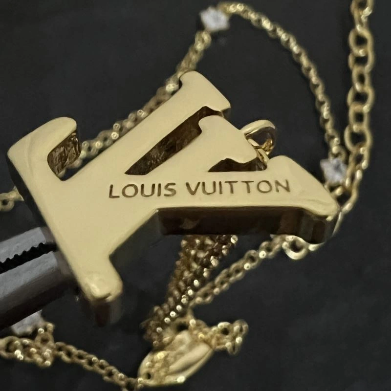 Louis Vuitton Necklaces Soft 251514