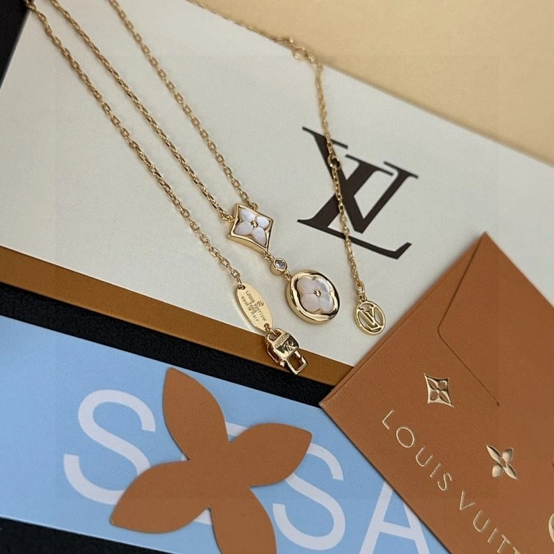 MultiPurpose Louis Vuitton Necklaces 251527