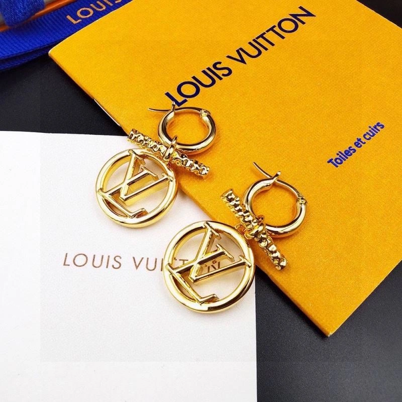 Louis Vuitton Necklaces Trendsetting 247619