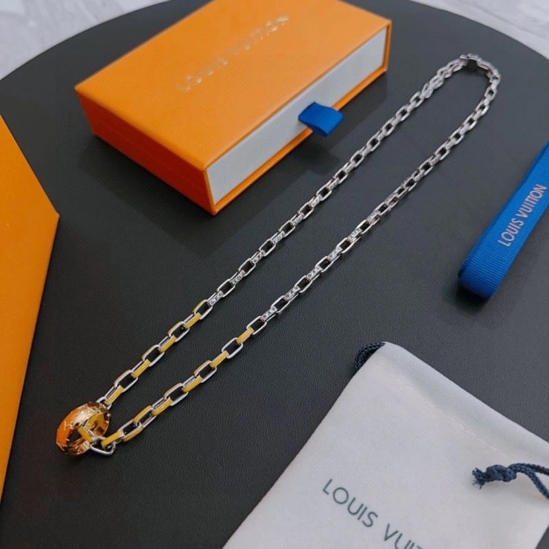 Cozy Louis Vuitton Necklaces 251543