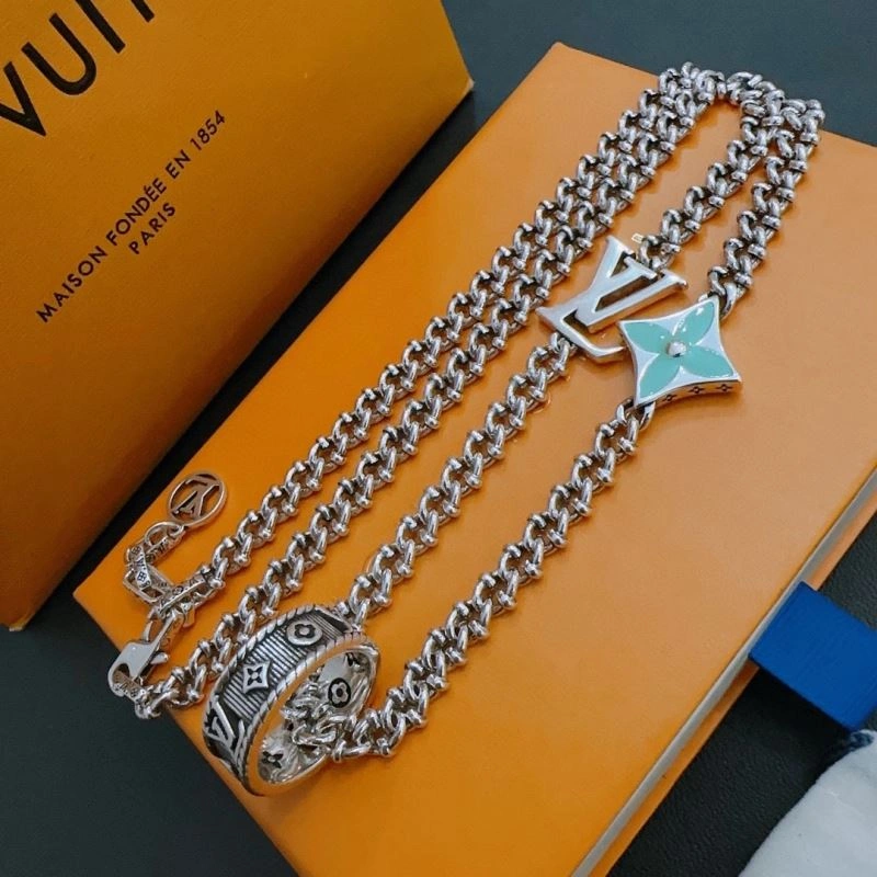 Louis Vuitton Necklaces Vibrant 251538