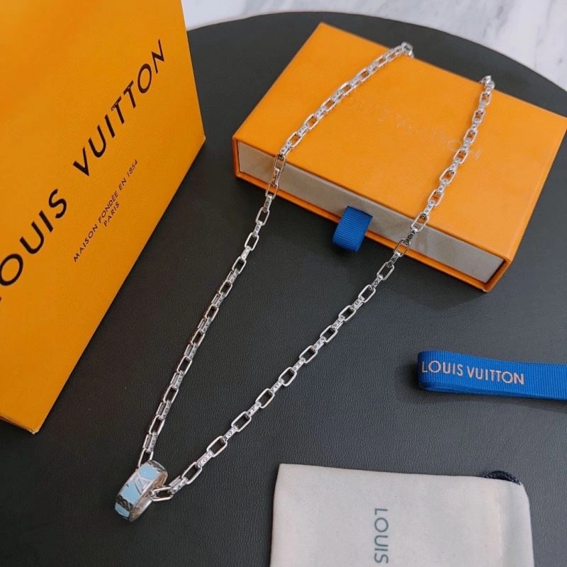 Louis Vuitton Necklaces Modern 251540