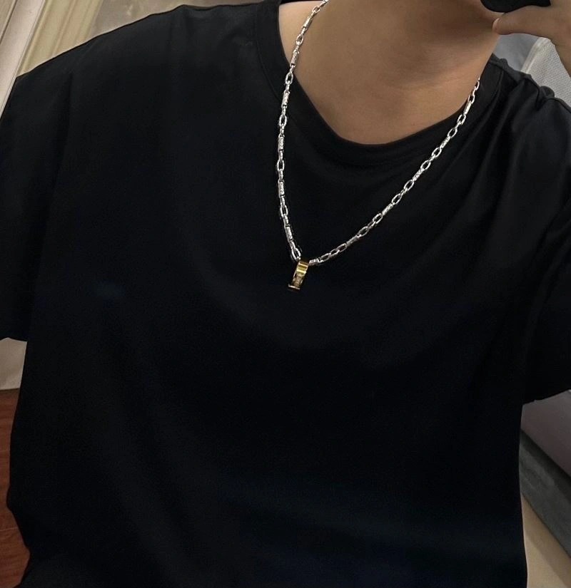 Soft Louis Vuitton Necklaces 251529