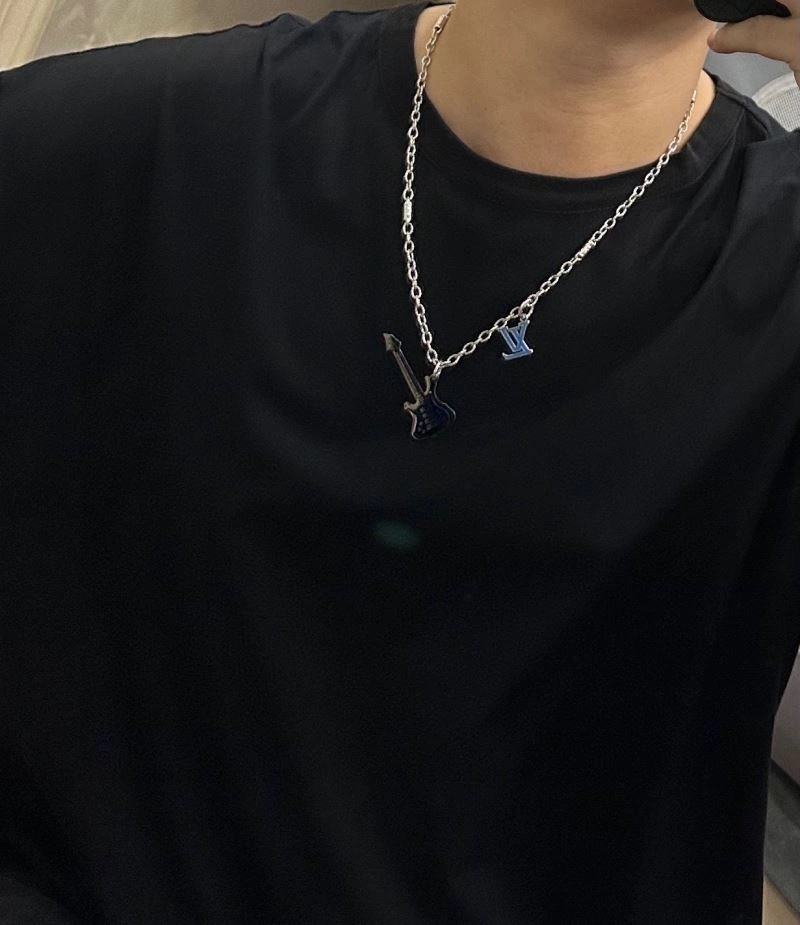Louis Vuitton Necklaces HighQuality 251535