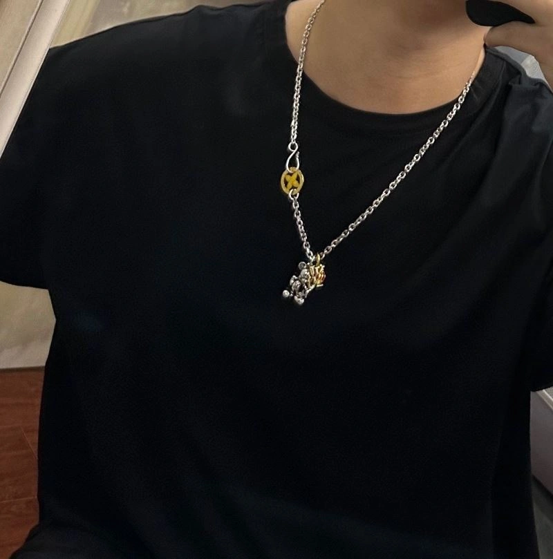 Louis Vuitton Necklaces ZipUp 251536