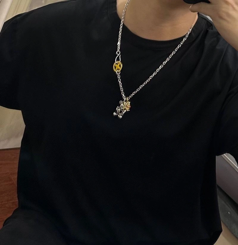 Louis Vuitton Necklaces ZipUp 251536