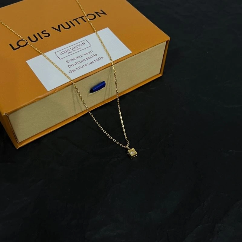 Louis Vuitton Necklaces Contemporary 251477