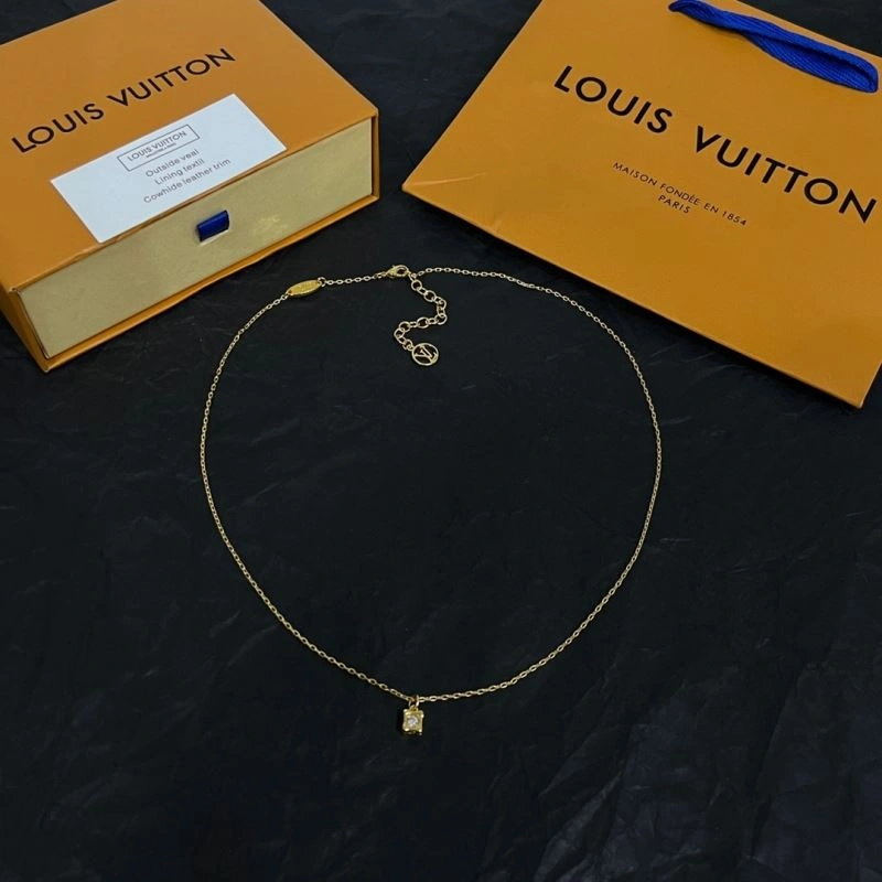 Louis Vuitton Necklaces Contemporary 251477