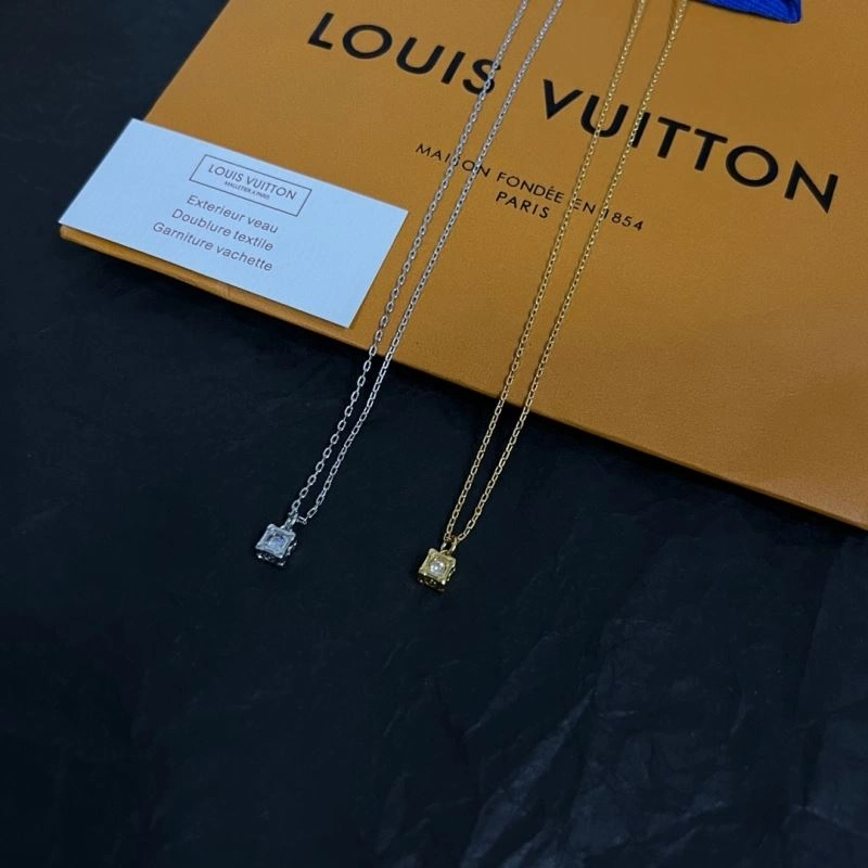 Louis Vuitton Necklaces Contemporary 251477