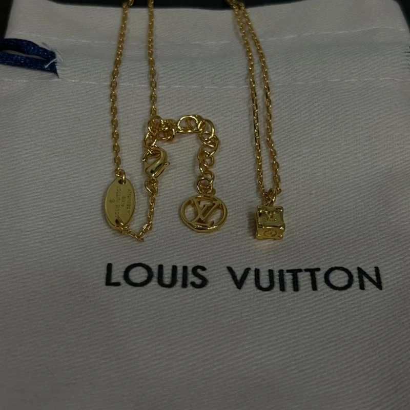 Louis Vuitton Necklaces Contemporary 251477