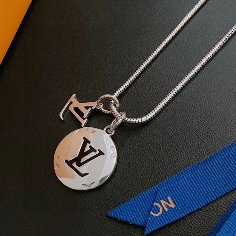 Louis Vuitton Necklaces Reliable 251485