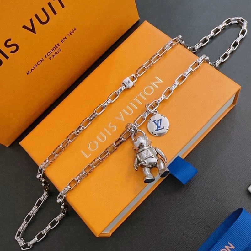Louis Vuitton Necklaces Youthful 251497