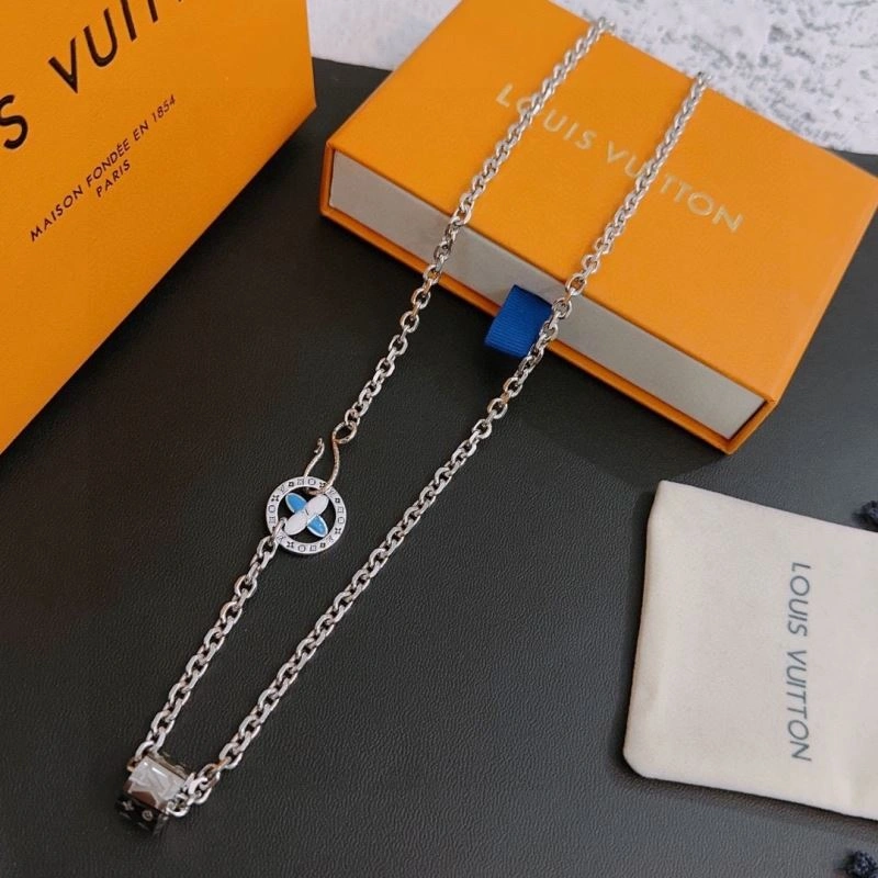 Lightweight Louis Vuitton Necklaces 251499