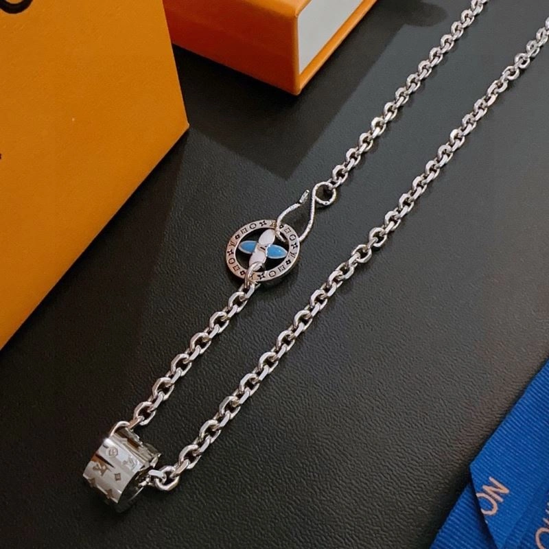 Lightweight Louis Vuitton Necklaces 251499
