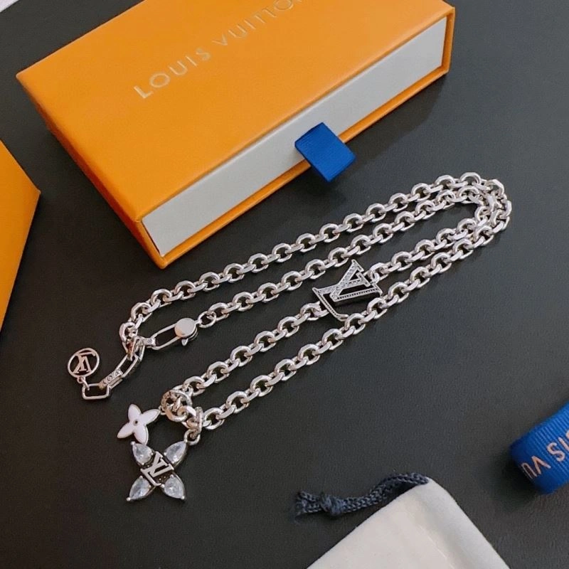 StreetReady Louis Vuitton Necklaces 251478